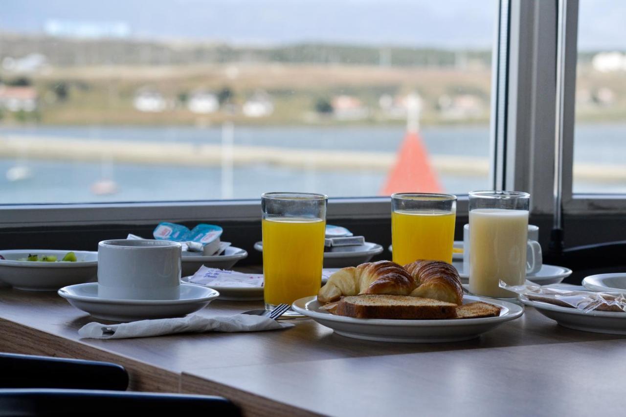 Alto Andino Hotel Ushuaia Bagian luar foto