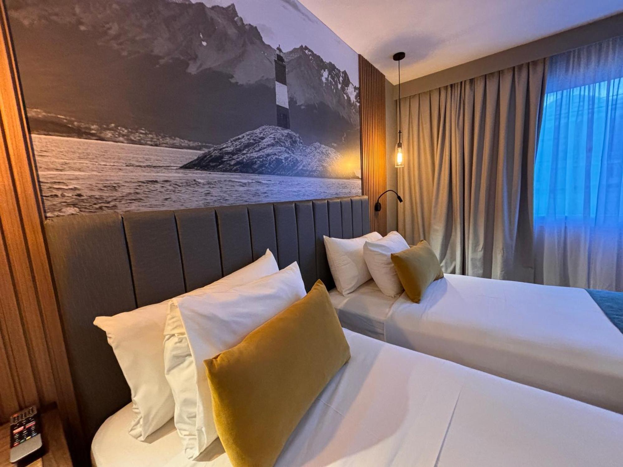 Alto Andino Hotel Ushuaia Bagian luar foto
